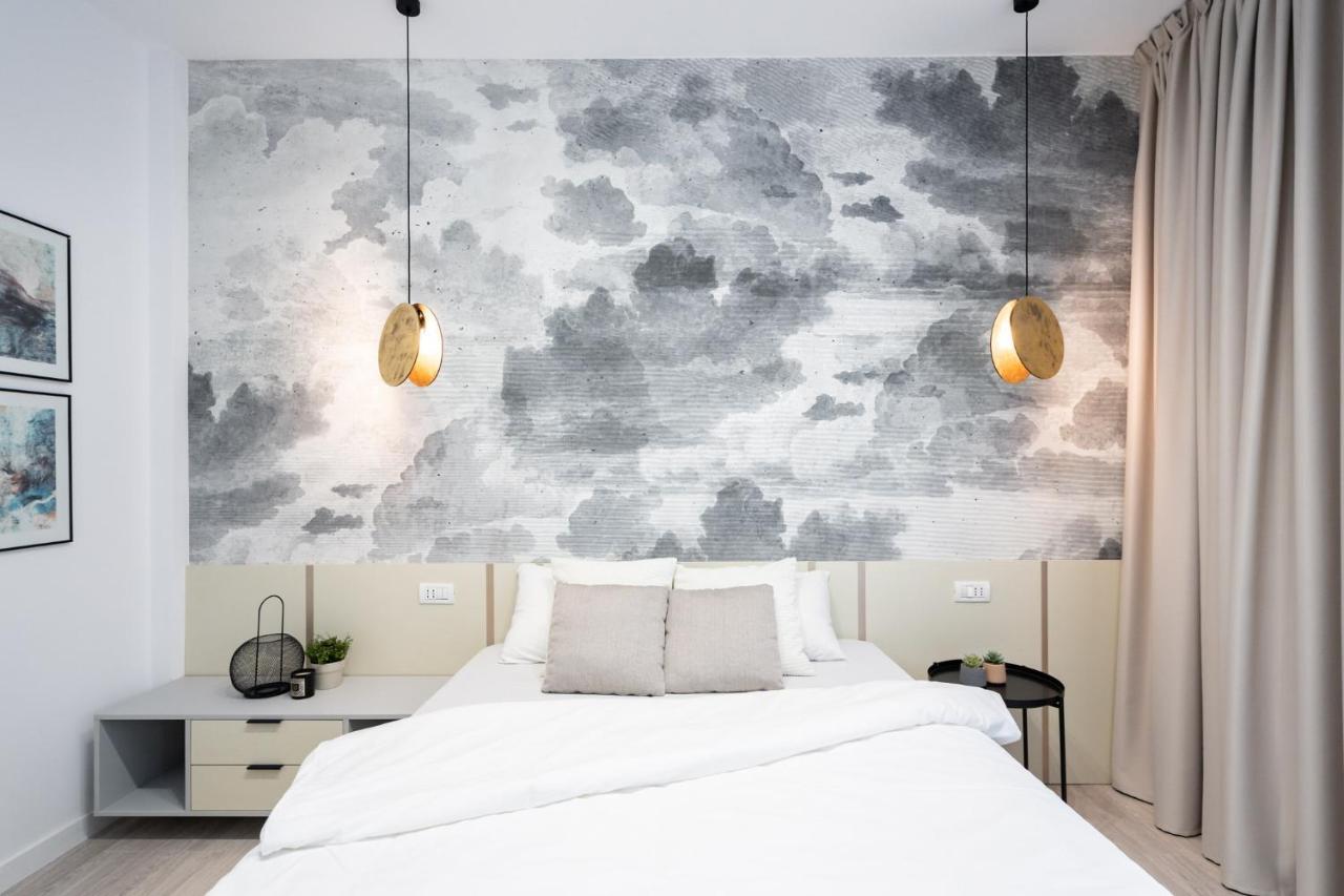 Four Bedroom Apartment, Old Town Bucharest Luaran gambar