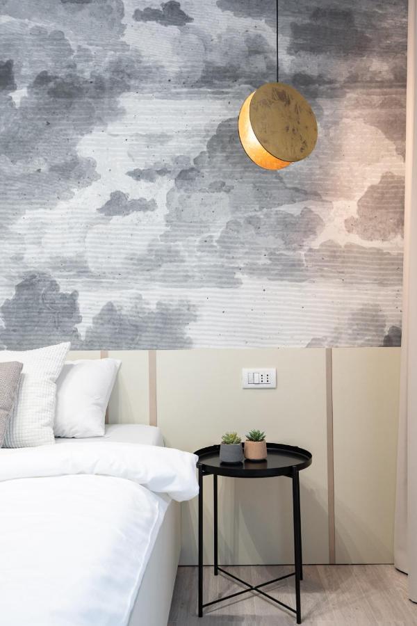 Four Bedroom Apartment, Old Town Bucharest Luaran gambar