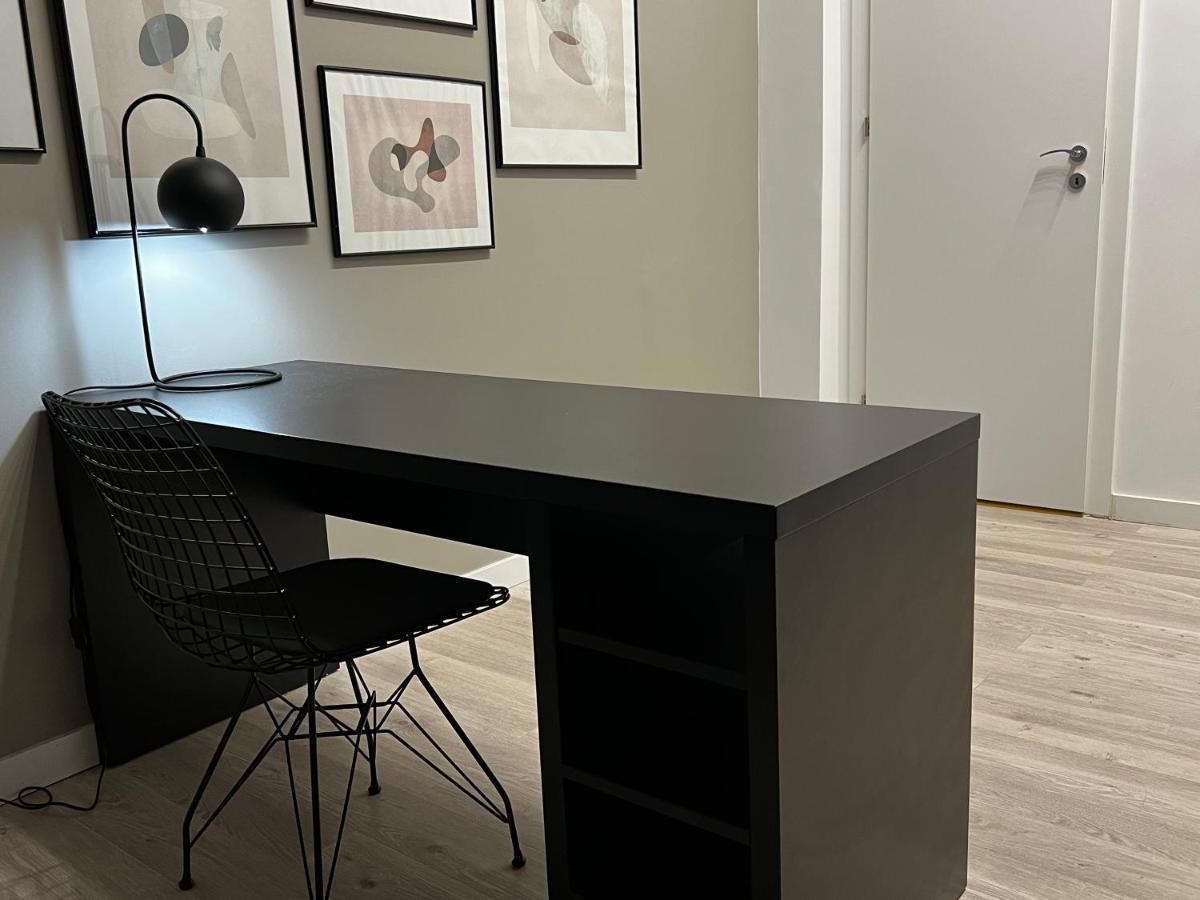 Four Bedroom Apartment, Old Town Bucharest Luaran gambar
